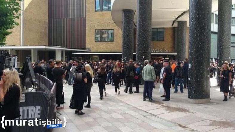 İngiltere'de Aşı Karşıtları, BBC Binasını Bastı